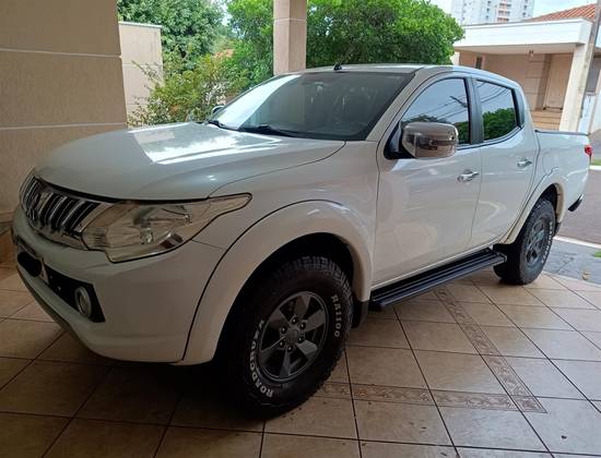 MITSUBISHI L200 TRITON 2018