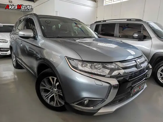 MITSUBISHI OUTLANDER 2016