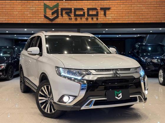 MITSUBISHI OUTLANDER 2019