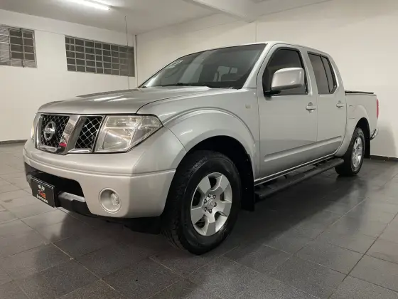 NISSAN FRONTIER 2012