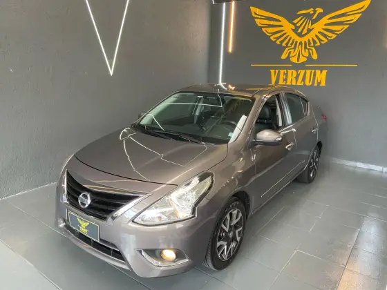 NISSAN VERSA 2017