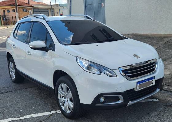 PEUGEOT 2008 2017