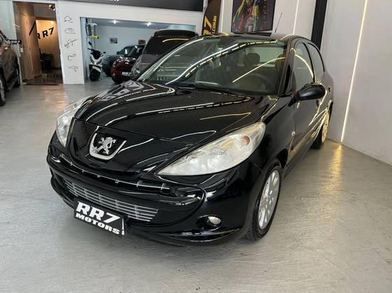 PEUGEOT 207 2013