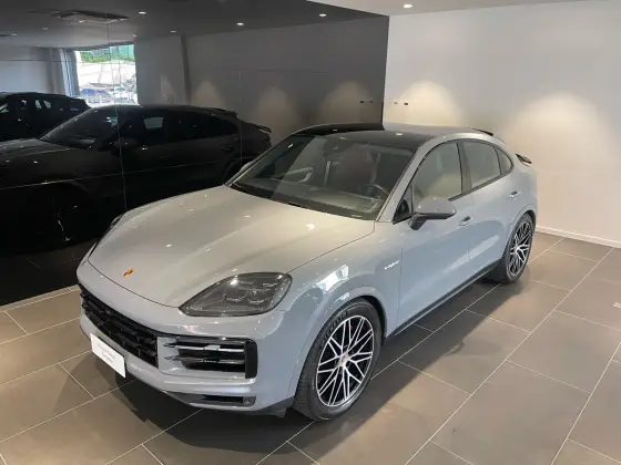 PORSCHE CAYENNE 2024