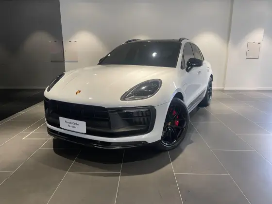PORSCHE MACAN 2024
