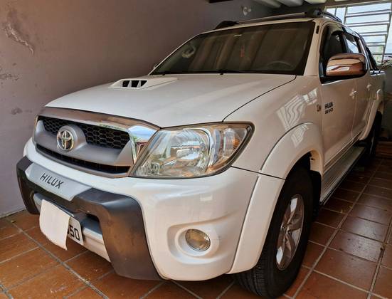 TOYOTA HILUX 2011