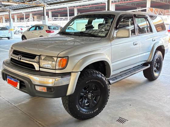 TOYOTA HILUX SW4 2001