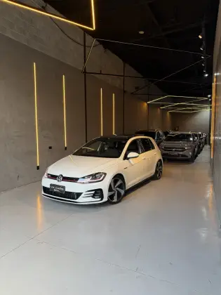 VOLKSWAGEN GOLF 2019