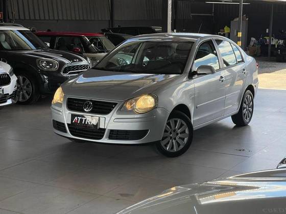 VOLKSWAGEN POLO SEDAN 2012