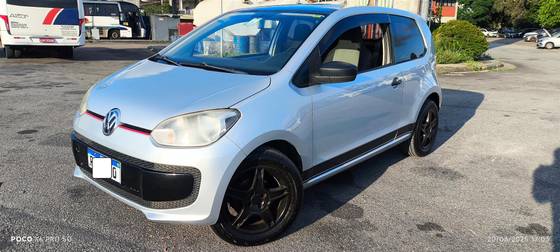VOLKSWAGEN UP 2015