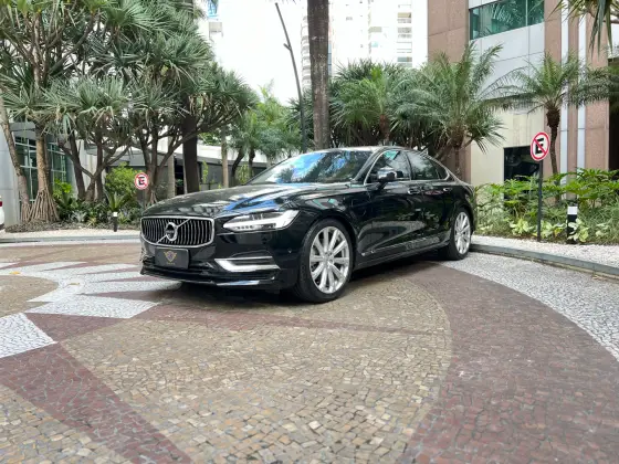 VOLVO S90 2019