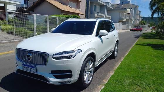 VOLVO XC90 2018