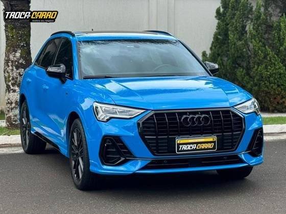 AUDI Q3 2021