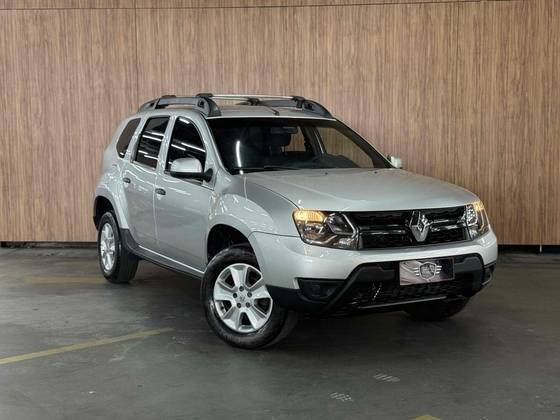RENAULT DUSTER 2017