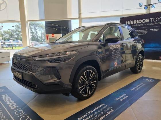 TOYOTA COROLLA CROSS 2026