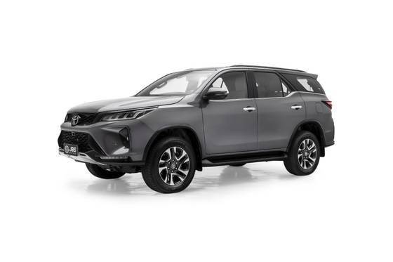 TOYOTA HILUX SW4 2024