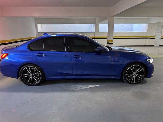 BMW 320i 2021