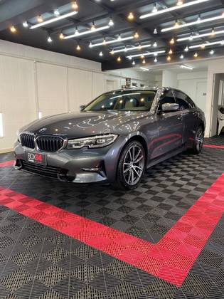 BMW 320i 2020