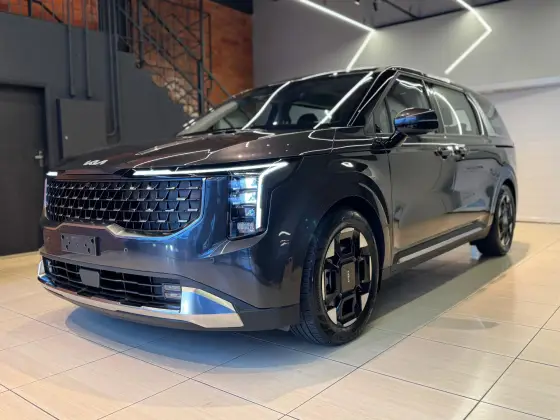 KIA CARNIVAL 2025