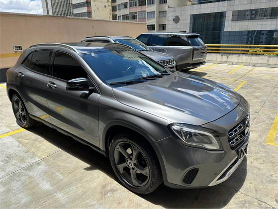 MERCEDES-BENZ GLA 200 2018