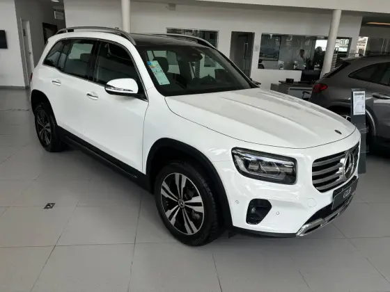 MERCEDES-BENZ GLB 220 2025