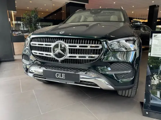 MERCEDES-BENZ GLE 450d 2025