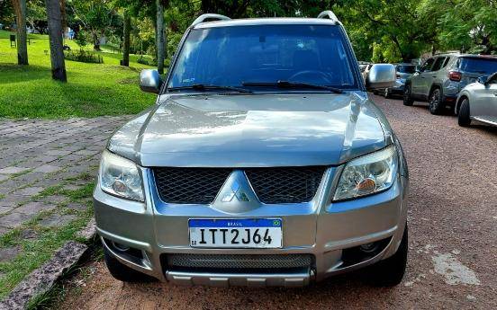 MITSUBISHI PAJERO TR4 2013