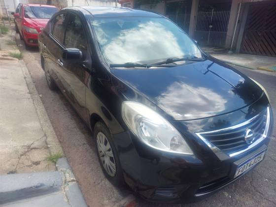 NISSAN VERSA 2014