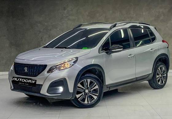 PEUGEOT 2008 2022