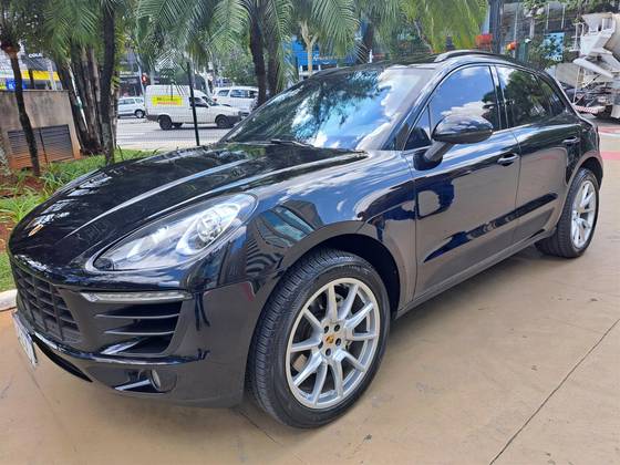 PORSCHE MACAN 2015