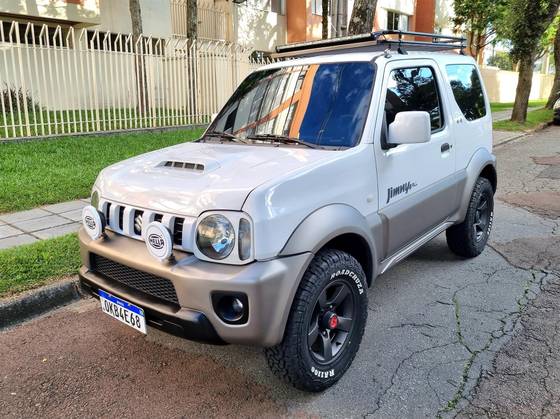 SUZUKI JIMNY 2013