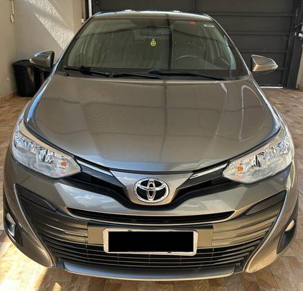 TOYOTA YARIS 2019