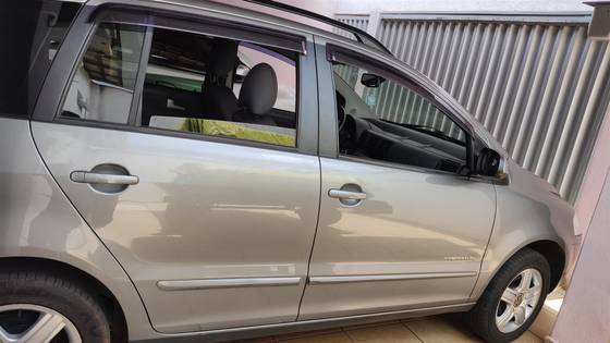 VOLKSWAGEN SPACEFOX 2008