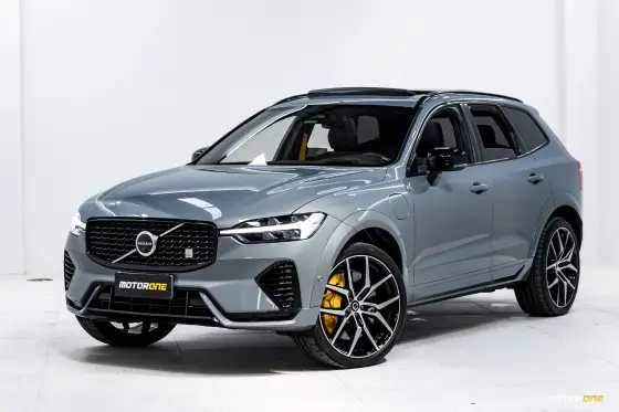VOLVO XC60 2024