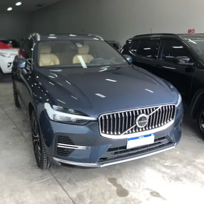 VOLVO XC60 2023