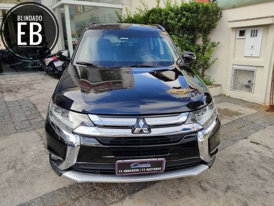 MITSUBISHI OUTLANDER 2016