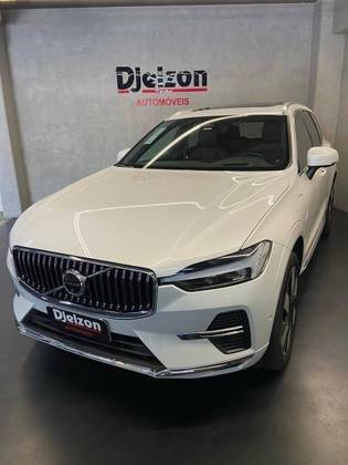 VOLVO XC60 2024