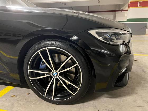 BMW 330i 2019