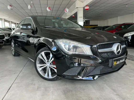 MERCEDES-BENZ CLA 200 2015