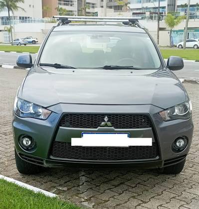 MITSUBISHI OUTLANDER 2012