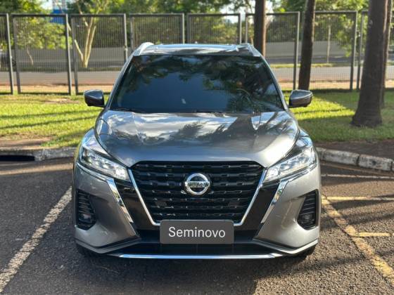 NISSAN KICKS 2022