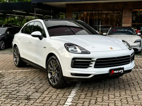 PORSCHE CAYENNE 2023