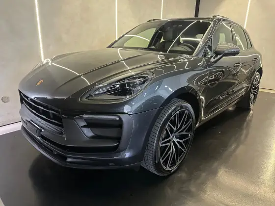 PORSCHE MACAN 2025