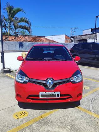 RENAULT CLIO 2016