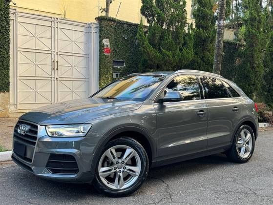 AUDI Q3 2018