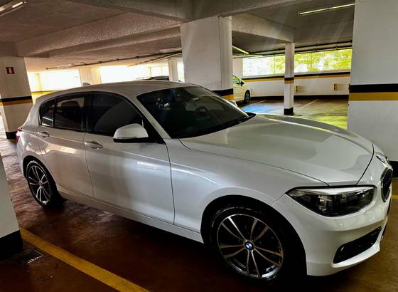 BMW 120i 2019