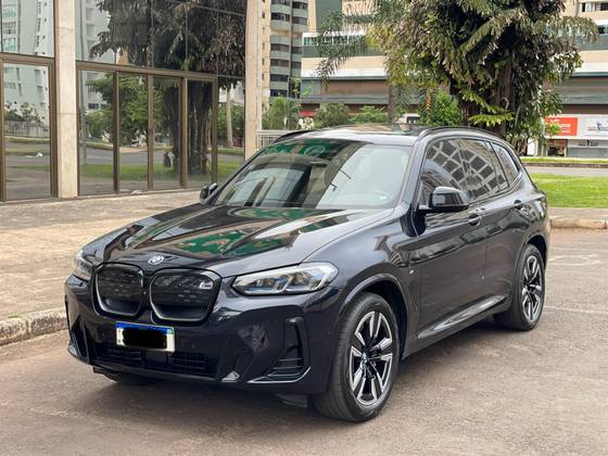 BMW iX3 2022