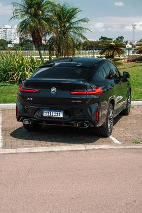 BMW X4 2023