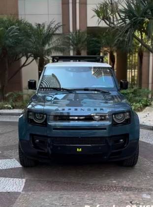 LAND ROVER DEFENDER 2023