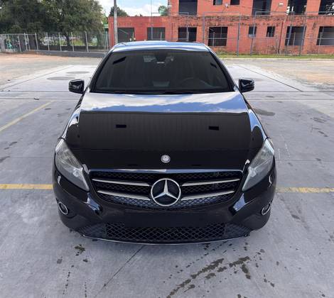 MERCEDES-BENZ A 200 2015